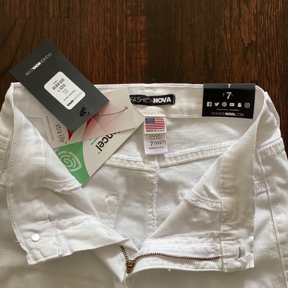 New FashionNova White Canopy Jeans - Picture 5 of 6